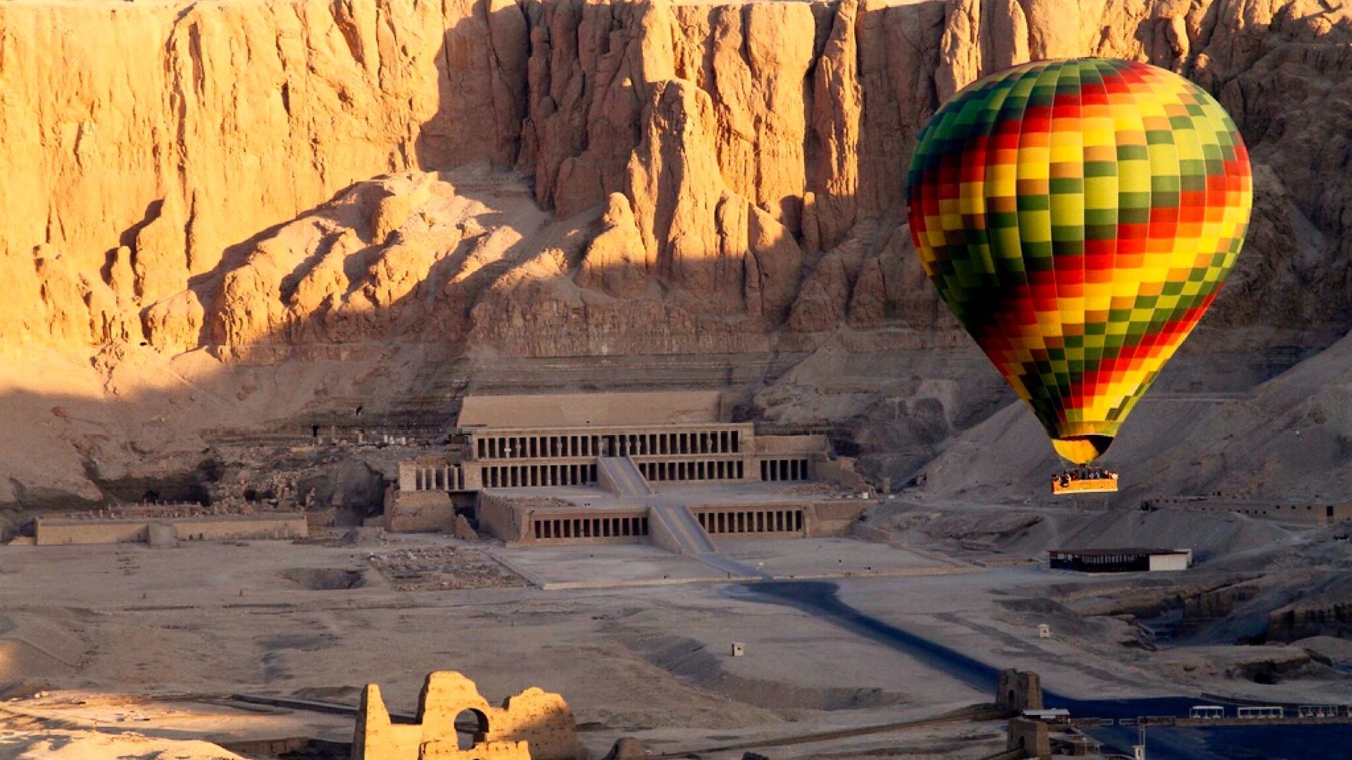 Luxor